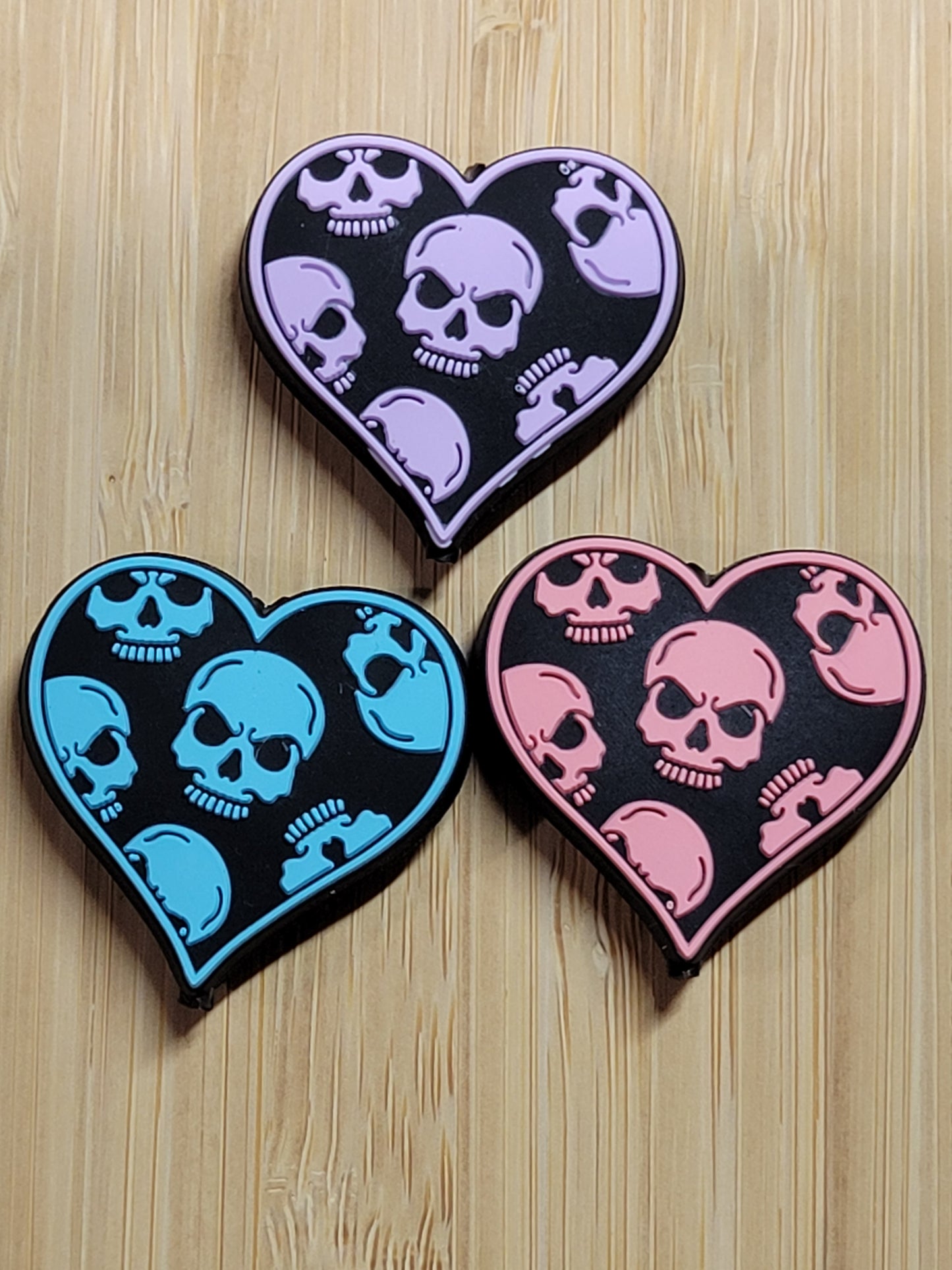 Skulls Heart